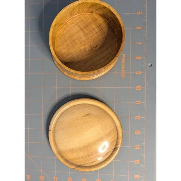 Handcrafted Wooden Trinket Box With Lid - Picture 4 of 12